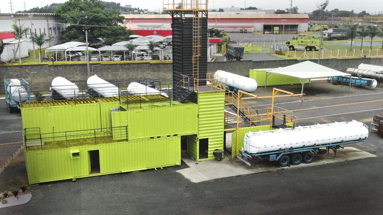 Torre de Trabalho em Altura e Espaço Confinado