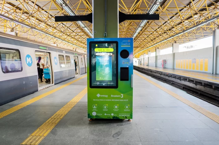 Estações do metrô do RJ terão máquinas para coleta de recicláveis