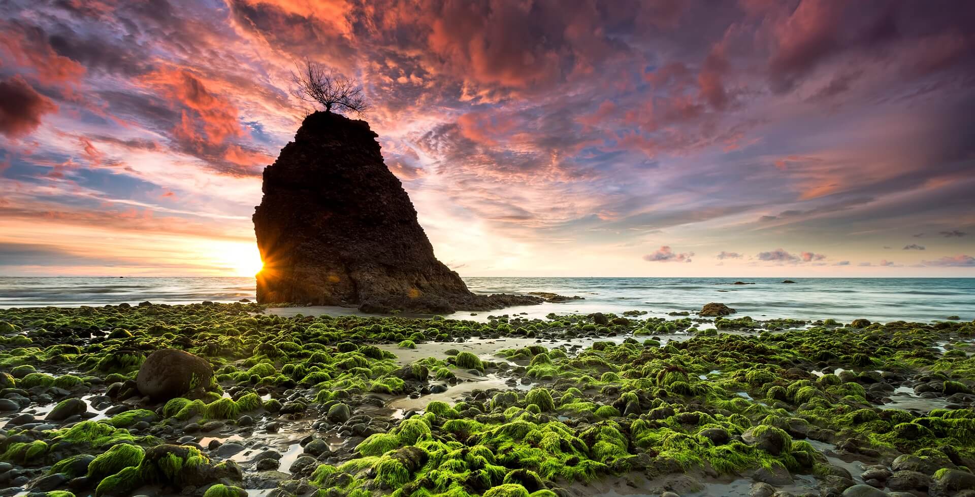 Batu Luang Beach, Kuala Penyu, Sabah, Malaysia. With amazing natural mossy