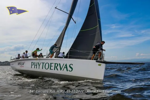 Phytoervas 4Z finaliza Circuito Rio e foca na Regata Volta à Ilha 2023