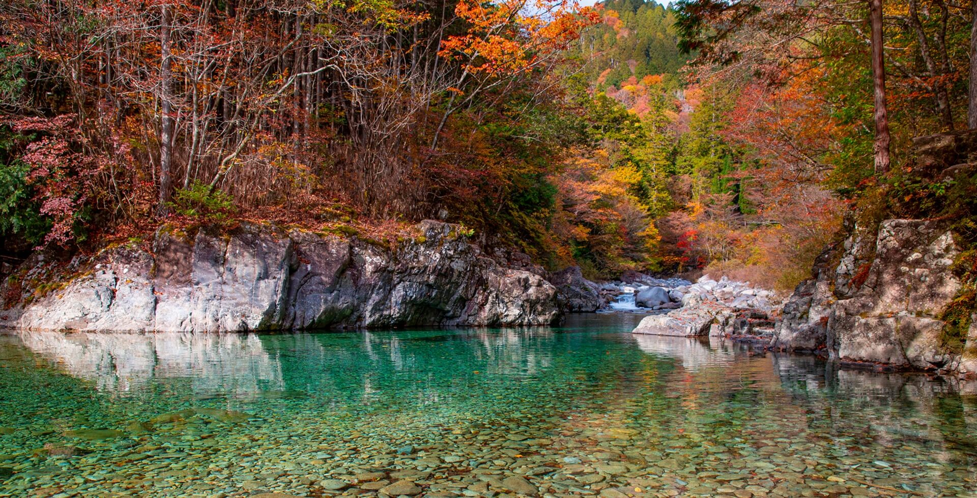 Footer Atera Valley in Autumn. This is a very clean valley.