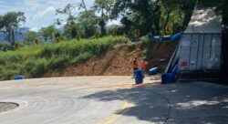 Informações sobre acidente que envolveu caminhão e derramamento de produto químico na Serra Dona Francisca são atualizadas