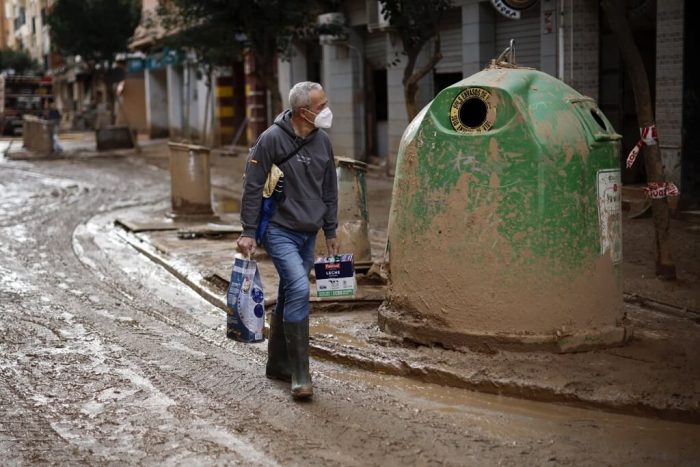 A brasileira Ambipar está na linha de frente do resgate de Valência, na Espanha