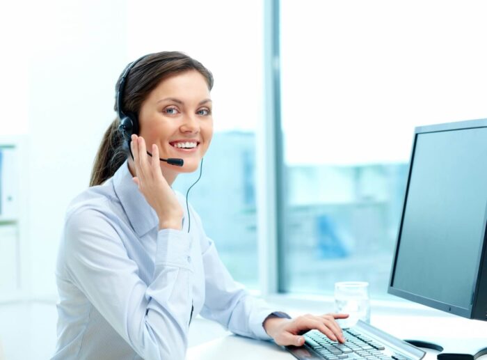 businesswoman-call-center-office